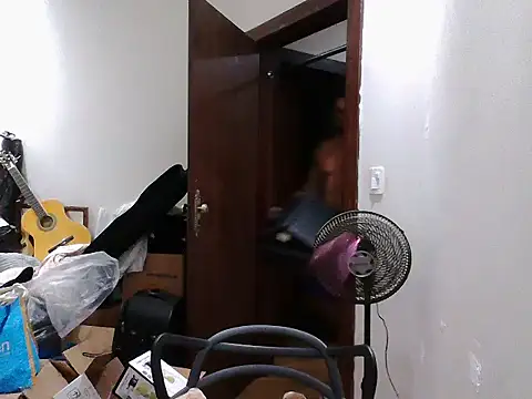 Mitt1993b online show from December 2025 01:42:01 PM