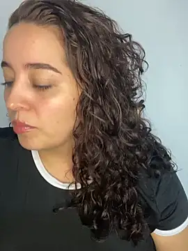 LoanaSantos online show from November 2025 11:49:02 PM