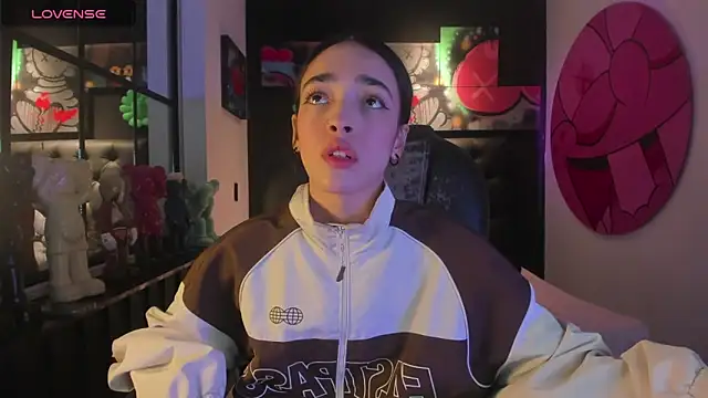 miIa bratz online show from March 2026 08:38:01 PM