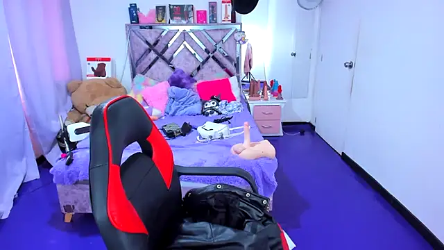 Snapshot of Luna_Analya chatting on March 2026 04:00:01 PM Luna Analya online show from March 2026 04:00:01 PM