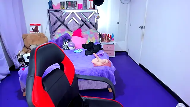 Snapshot of Luna_Analya chatting on March 2026 12:39:01 AM Luna Analya online show from March 2026 12:39:01 AM