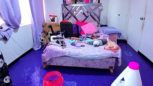 Snapshot of Luna_Analya chatting on March 2026 02:01:02 PM Luna Analya online show from March 2026 02:01:02 PM