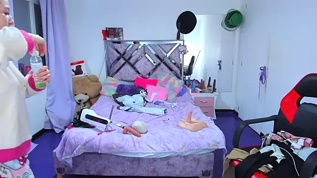 Snapshot of Luna_Analya chatting on March 2026 04:12:02 AM Luna Analya online show from March 2026 04:12:02 AM