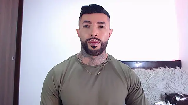 andrea de lucaa online show from January 2026 04:15:01 AM