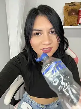Snapshot of sofi_sweet_7 chatting on June 2026 07:59:02 PM sofi sweet 7 online show from June 2026 07:59:02 PM