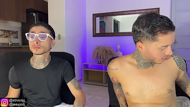 tattoguys cums online show from December 2025 11:11:01 PM