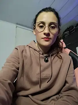 Snapshot of lindasyt chatting on July 2026 11:29:01 PM lindasyt online show from July 2026 11:29:01 PM