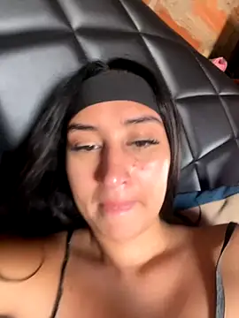 RAKEL37 online show from November 2025 03:00:01 PM