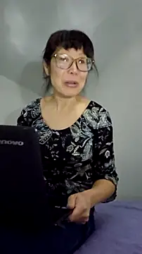 LeemaBean online show from October 2025 06:06:02 PM