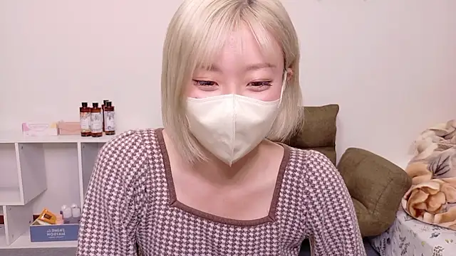 Nana  ch online show from June 2026 12:28:02 PM