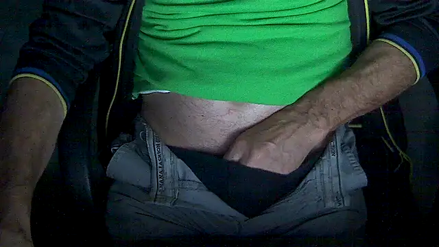 velikifant7 online show from December 2025 05:48:02 AM