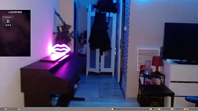   Leyla   online show from February 2026 06:05:01 PM