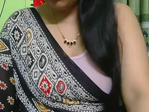 Snapshot of fairy_queen07 chatting on April 2026 07:58:01 PM fairy queen07 online show from April 2026 07:58:01 PM