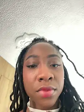 Astergray21 online show from November 2025 01:03:01 PM