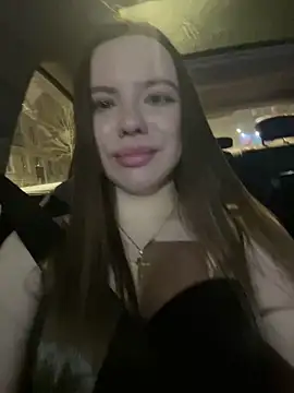Snapshot of Chloe_loo chatting on April 2026 09:39:33 PM Chloe loo online show from April 2026 09:39:33 PM