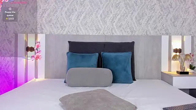 celeste sc0tt online show from February 2026 01:07:02 PM