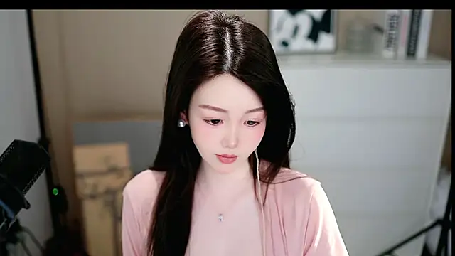 Snapshot of abbyli12 chatting on March 2026 04:11:02 PM abbyli12 online show from March 2026 04:11:02 PM