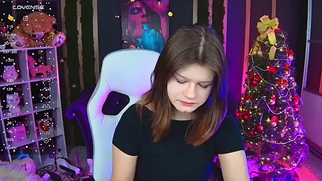 Lunamytrend online show from January 2026 12:07:02 PM