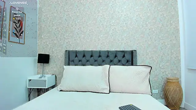 Snapshot of Cataleya_Wayne chatting on September 2025 03:50:02 PM Cataleya Wayne online show from September 2025 03:50:02 PM