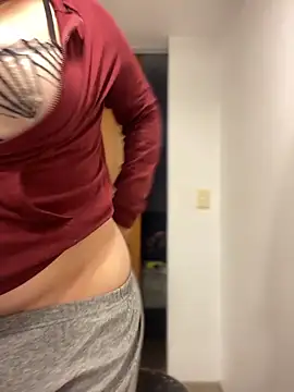 Tokio Sakura online show from November 2025 09:16:01 PM