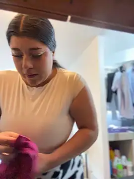 Tokio Sakura online show from March 2026 07:52:02 PM