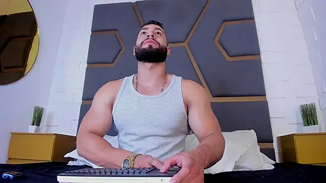 massimofiore  online show from October 2025 03:38:01 AM