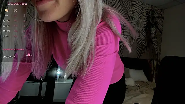 Kira Key online show from February 2026 01:50:01 AM