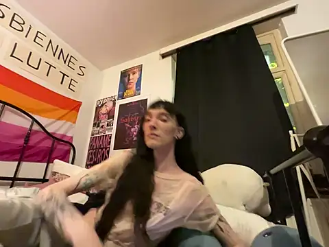 Snapshot of Styxlust chatting on April 2026 07:42:02 PM Styxlust online show from April 2026 07:42:02 PM