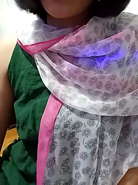 Thaohoa love online show from October 2025 06:37:01 PM