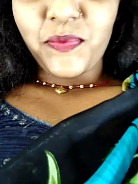 Snapshot of AnanyaKapoor89 chatting on October 2025 07:50:01 AM AnanyaKapoor89 online show from October 2025 07:50:01 AM