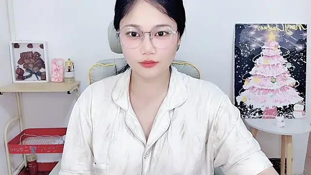 Snapshot of Dec-7758 chatting on June 2026 06:12:02 AM Dec-7758 online show from June 2026 06:12:02 AM
