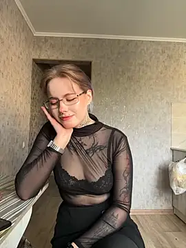 n1ghtcloud online show from September 2025 11:02:02 AM