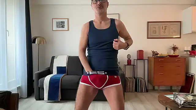 Milkywaymen online show from May 2026 12:00:02 PM