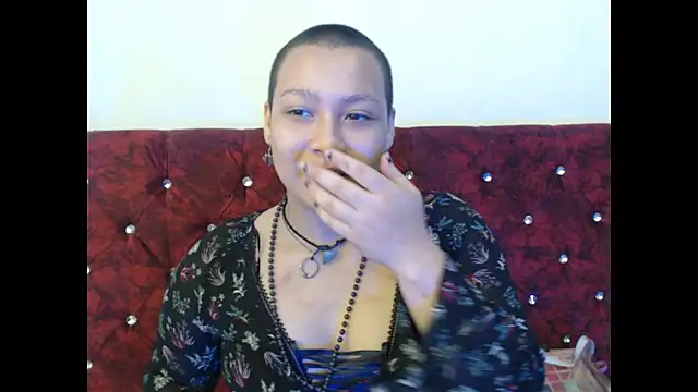 Cherry vald online show from November 2025 12:16:02 PM