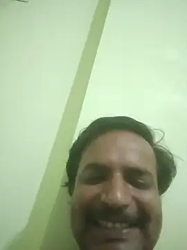 vardh033 online show from September 2025 07:07:02 PM