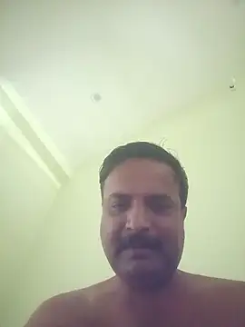 vardh033 online show from October 2025 06:12:01 AM