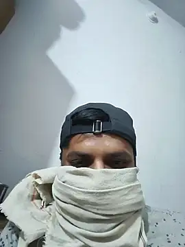 vardh033 online show from November 2025 07:12:01 PM