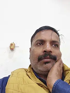 vardh033 online show from December 2025 07:46:02 AM