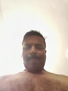 vardh033 online show from January 2026 06:05:02 AM