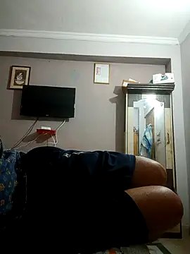 Snapshot of vardh033 chatting on April 2026 08:33:02 AM vardh033 online show from April 2026 08:33:02 AM