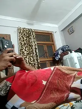 Snapshot of vardh033 chatting on April 2026 02:23:02 AM vardh033 online show from April 2026 02:23:02 AM