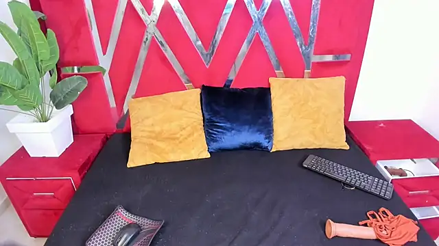 Snapshot of naisasm chatting on October 2025 04:43:02 AM naisasm online show from October 2025 04:43:02 AM