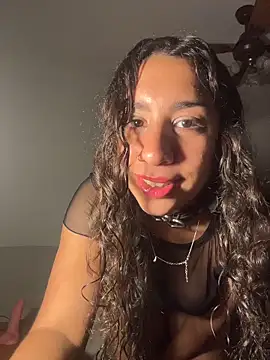 Souphicherry online show from April 2026 10:04:02 PM