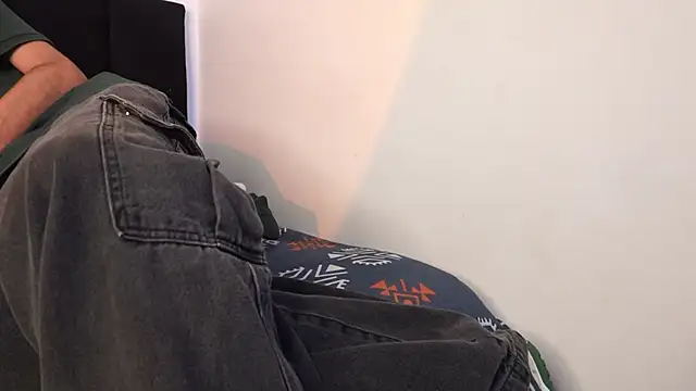 alexmark  online show from January 2026 01:05:01 PM