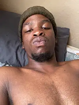 Snapshot of Kgaogelo18 chatting on October 2025 08:59:02 AM Kgaogelo18 online show from October 2025 08:59:02 AM