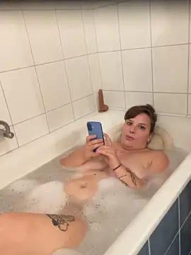 Debbie05 online show from September 2025 09:03:02 PM