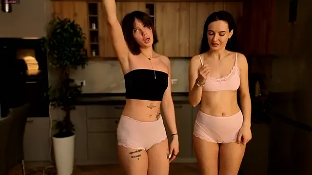 Snapshot of Anny_Molly chatting on February 2026 06:09:01 AM Anny Molly online show from February 2026 06:09:01 AM