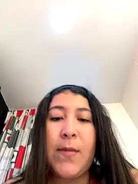 Snapshot of evelyn_1702 chatting on November 2025 09:51:02 PM evelyn 1702 online show from November 2025 09:51:02 PM