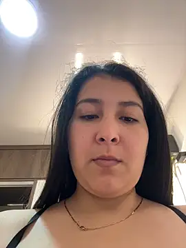 evelyn 1702 online show from April 2026 10:23:01 PM