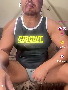 Snapshot of jack_jay0103 chatting on May 2026 12:11:01 PM jack jay0103 online show from May 2026 12:11:01 PM